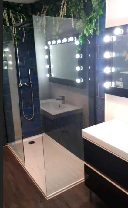 No 1 The Terrace Apartment Rainhill ภายนอก รูปภาพ